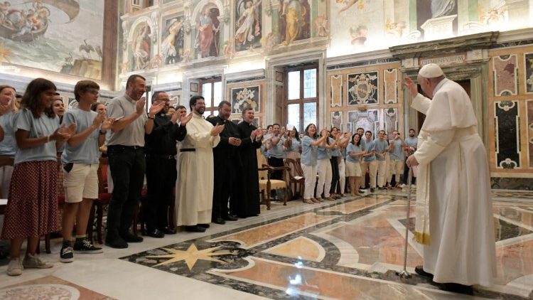 Папа Франциск на встрече с делегатами «Групп Пресвятой Девы» (Ватикан, 6 августа 2022 г.)