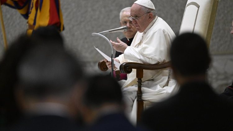 La catechesi di Papa Francesco sulla vecchiaia all'udienza generale