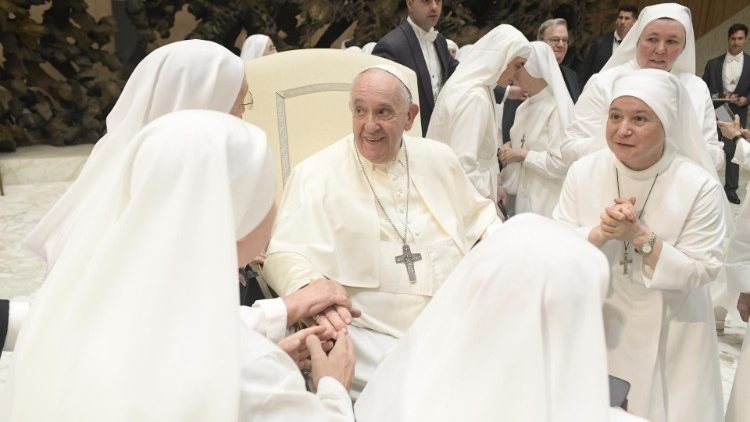 Pope Francis with the religious sisters
