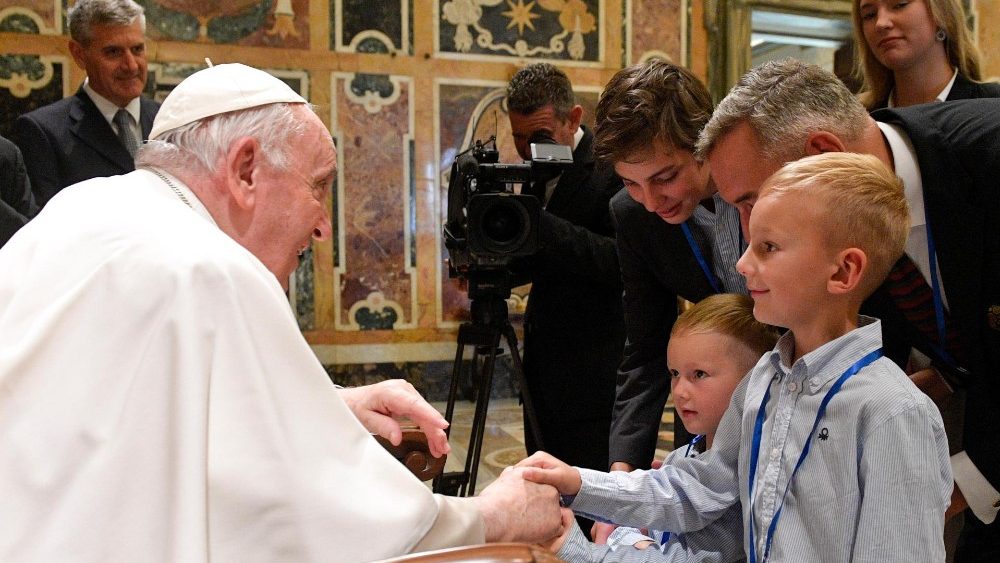 As imagens do encontro com membros do International Catholic Legislators Network