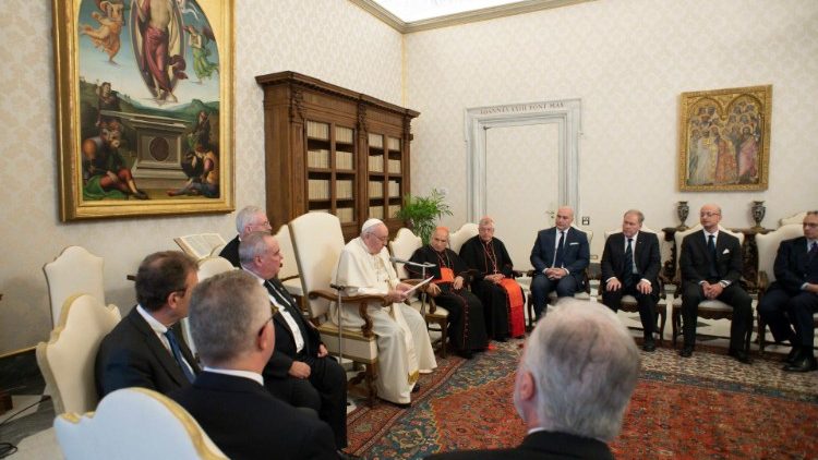 Delegace Suverénního vojenského řádu maltézských rytířů dnes u papeže