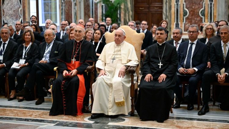 Papež Frančišek je v soboto, 3. septembra 2022, sprejel v avdienco udeležence projekta fundacije AVSI »Odprte bolnišnice« v Siriji.