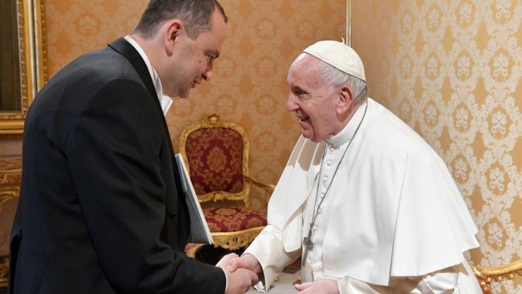 Popiežius priėmė naują Lenkijos ambasadorių
