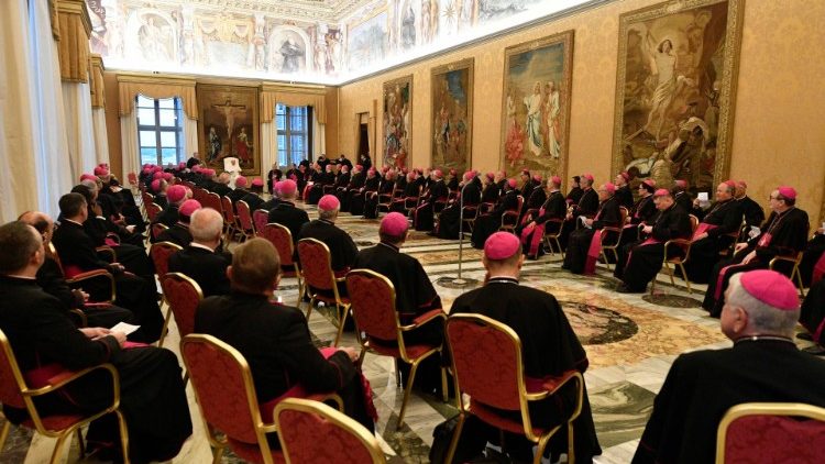 Le Pape François a reçu les représentants pontificaux, jeudi 8 septembre 2022, en salle du Consistoire au Palais apostolique. 