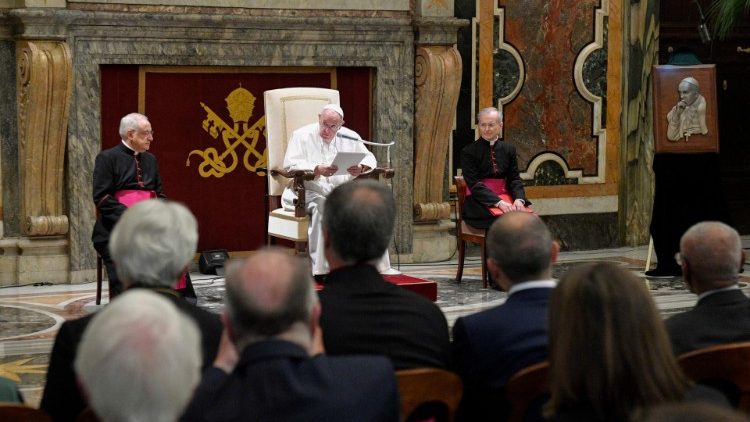 El Papa recibió esta mañana a los participantes en la plenaria de la Pontificia Academia de las Ciencias