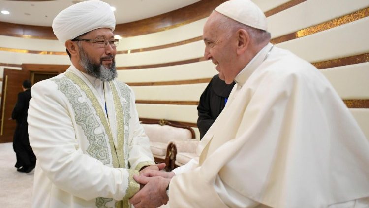 Con Nauryzbay Kazhy Taganuly, gran mufti del Kazakhstan, capo dell’Amministrazione Spirituale dei musulmani del Kazakhstan