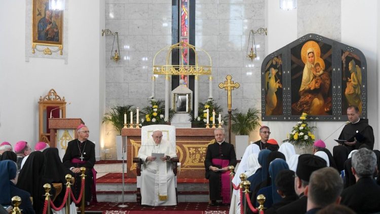 Papst Franziskus mit Bischöfen, Priestern und Ordensleuten in Kasachstan 
