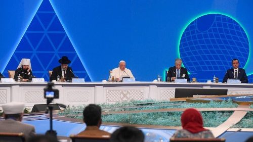 Pápežov príhovor v závere kongresu náboženstiev: Transcendencia a bratstvo 