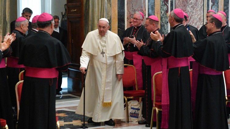 Popiežius su vyskupais