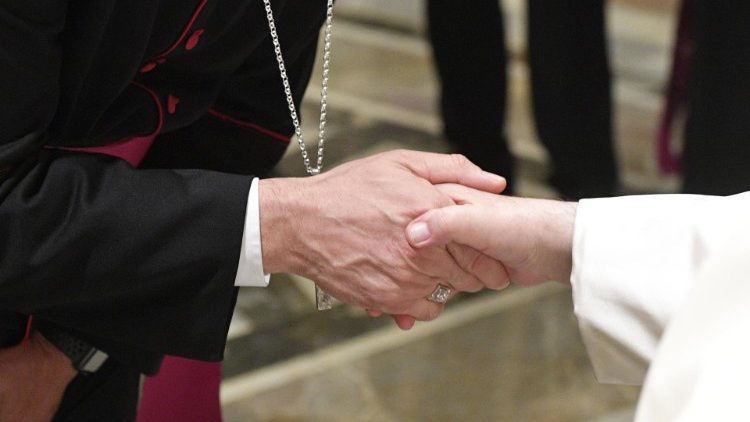 Encuentro del Papa con los nuevos obispos: Una alianza sinodal una mano tendida