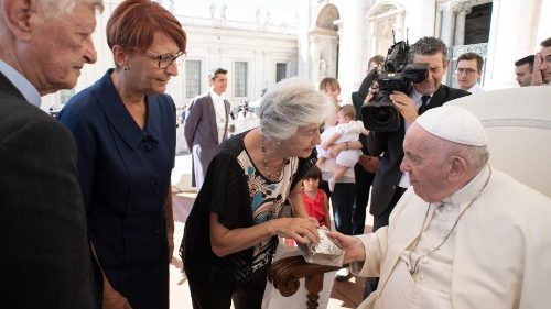 Dal Papa la famiglia di suor Luisa Dell’Orto, “pietra viva della Chiesa"