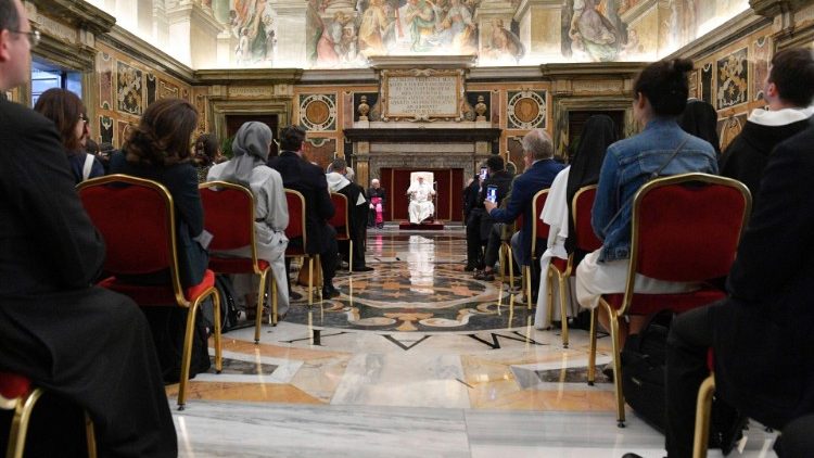 El Papa en audiencia a los participantes en el XI Congreso Internacional Tomista