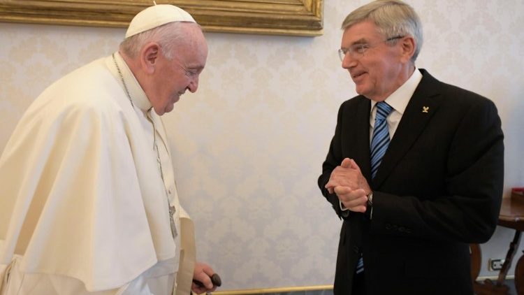Encontro do Papa com o presidente do Comitê Olímpico Internacional Thomas Bach em 20.09.2022 (Vatican Media)