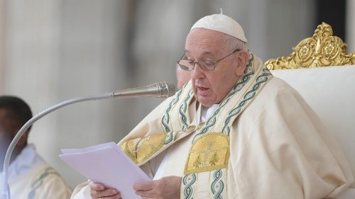 Епископ Рима призвал извлекать уроки из истории