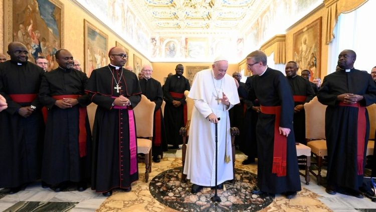 El Papa con los participantes en el Capítulo General de los Misioneros de Mariannhill.