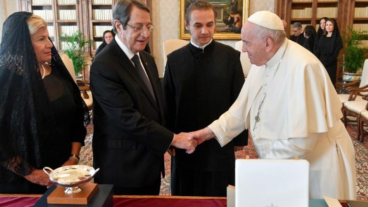 Papa Francisco e o Presidente da República de Chipre Nicos Anastasiades
