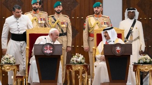 Príhovor pápeža verejným predstaviteľom Bahrajnu: Strom života