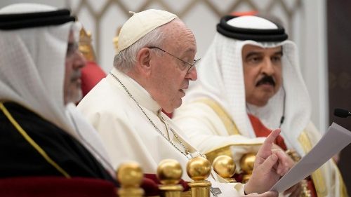 Bahreïn: François appelle à agir en faveur du «droit à la vie» et de la paix
