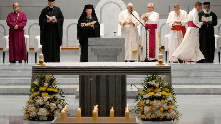 Papa në takimin ekumenik në Bahrein