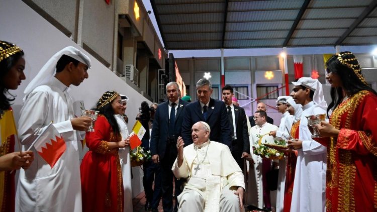 Mkutano wa vijana na Papa huko Bahrain
