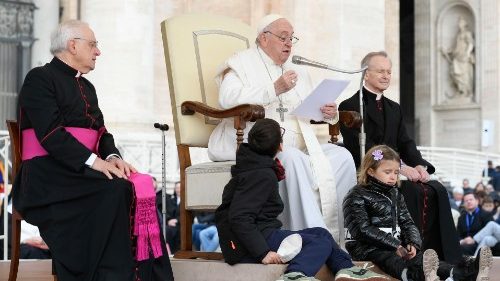 Папа Франциск: без встречи диалог невозможен