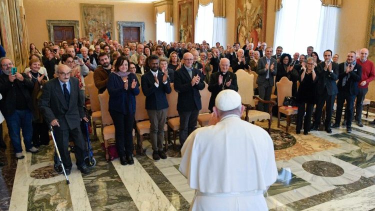 Popiežiaus audiencija Tarptautinės krikščioniškų organizacijų savanorių tarnybų federacijos (FOCSIV) atstovams