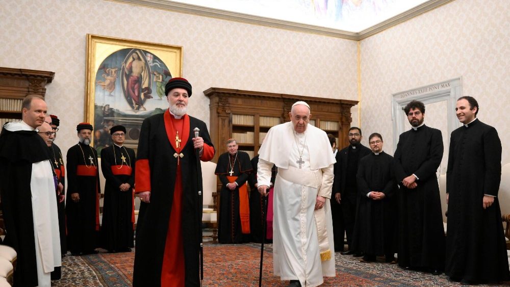 O encontro do Papa Francisco com Mar Awa III, Catholicos e Patriarca da Igreja Assria do Oriente