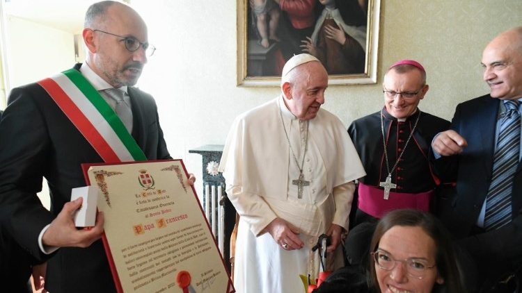 Papst Franziskus wird Ehrenbürger von Asti