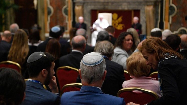 Папа Франциск на встрече с делегатами Исполнительного комитета Всемирного еврейского конгресса (Ватикан, 22 ноября 2022 г.)