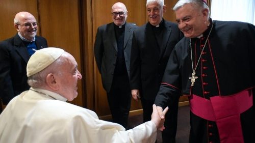 Папа: мир – это «опыт милосердия и прощения»