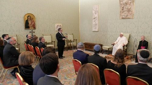 Latinskoamerický rabínský seminář předal papeži Františkovi návrh na společnou vzdělávací iniciativu