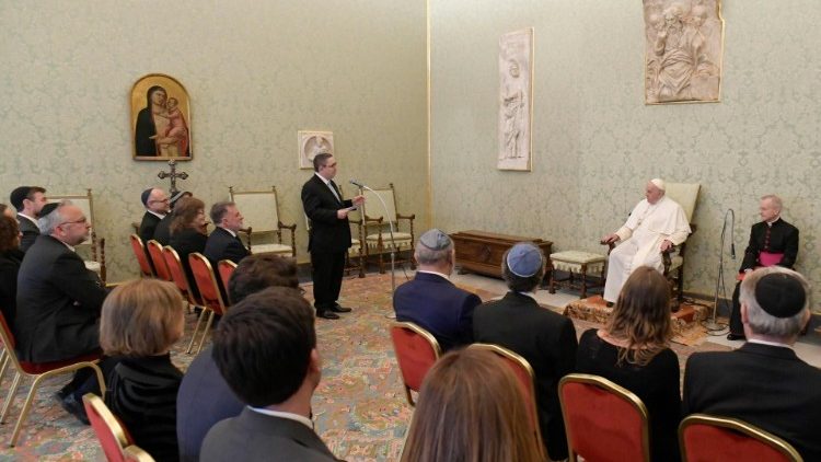 Delegace latinskoamerického rabínského semináře při setkání s papežem Františkem