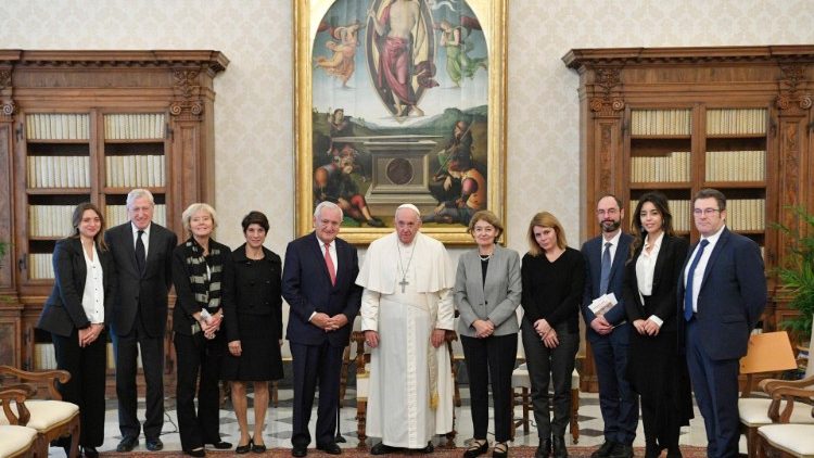 Сустрэча Папы з прадстаўнікамі няўрадавай арганізацыі Leaders pour la Paix