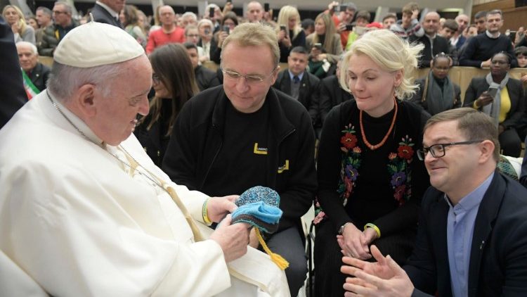 Mayor Andriy Sadovyi of Lviv and entourage meets Pope Francis during General Audience