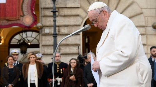 El Papa llora por la martirizada Ucrania ante la Inmaculada