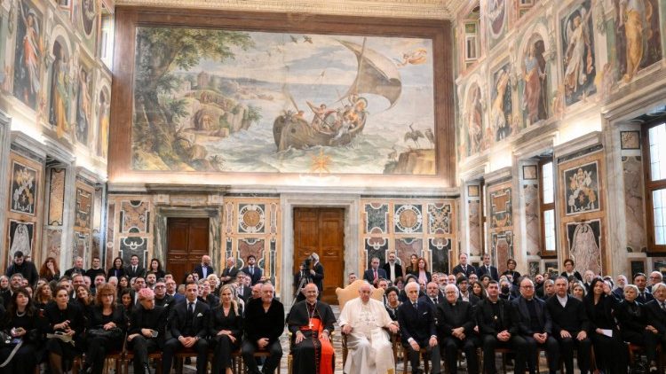 Papież do artystów: każdy może coś zrobić dla pokoju