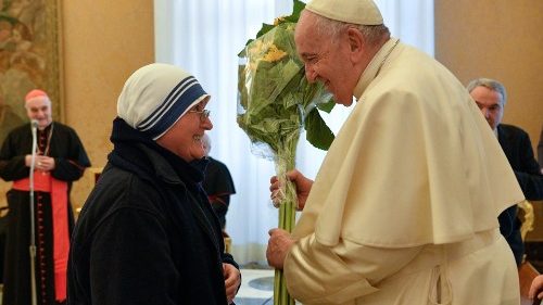 Папа вручил премию св. Матери Терезы Калькуттской