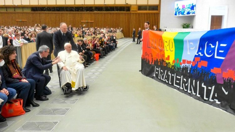 Папа Франциск на встрече с делегатами Всеобщей итальянской конфедерации труда (Ватикан, 19 декабря 2022 г.)