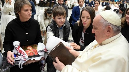 Папа: у свято Бога, Який став дитиною, пам’ятаймо про українських дітей