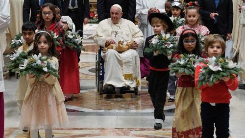 Papst bei Christmette: „Den Sinn von Weihnachten wiederfinden“