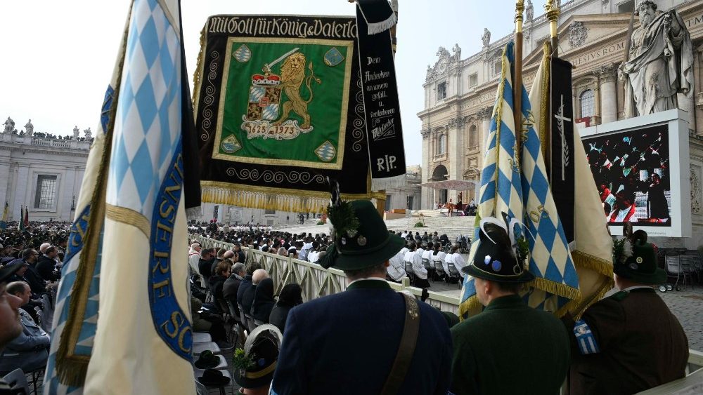 Obsèques de Benoît XVI, jeudi 5 janvier 2023, place Saint-Pierre de Rome. 