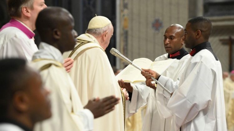 Tuombe: sala wakati wa Misa ya siku kuu ya Epifania