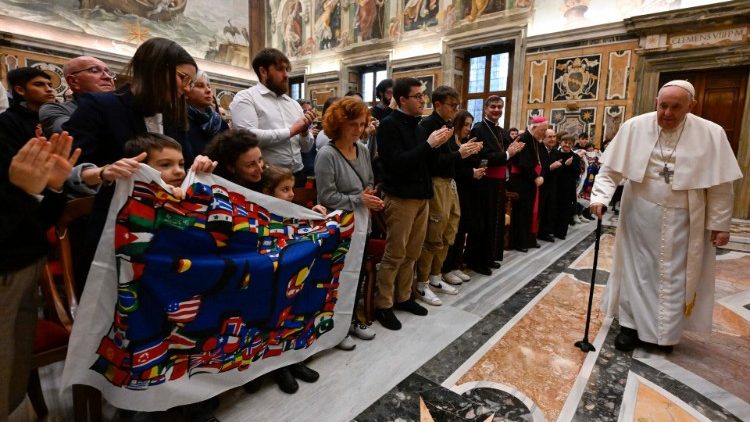 Pope Francis meets members of SERMIG