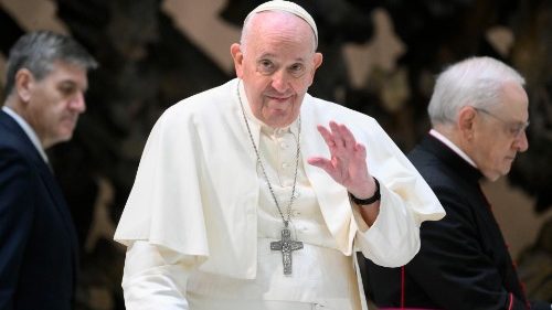 Audience générale: la mission est l'oxygène de la vie chrétienne