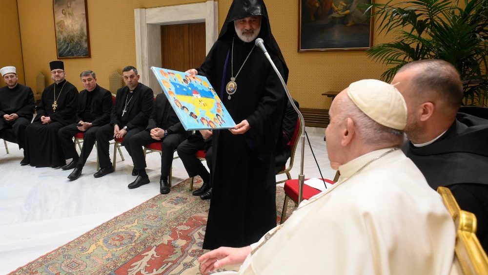 Papa Francisco com Delega??o do Conselho Pan-Ucraniano de Igrejas e Organiza??es Religiosas