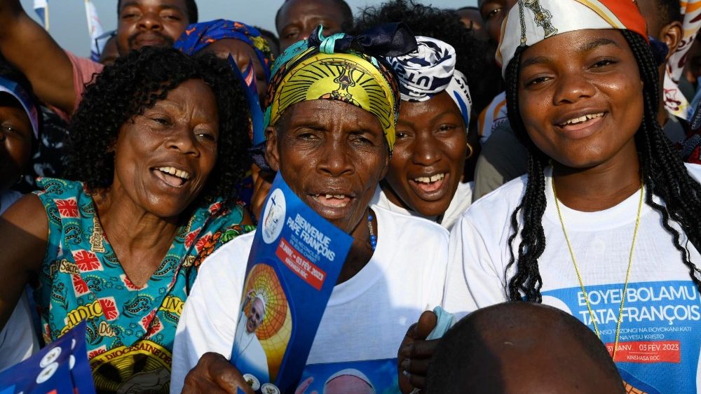 Messe clbre prs de l'aroport de N'dolo,  Kinshasa, le 1er fvrier 2023