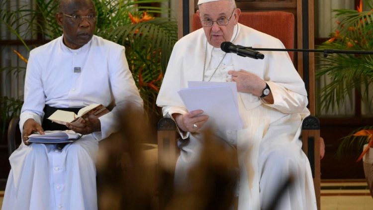 Papa Francesco in Nunziatura