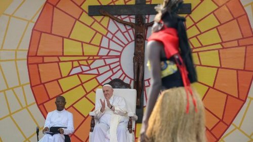 Francesco ai giovani congolesi: no alla corruzione!
