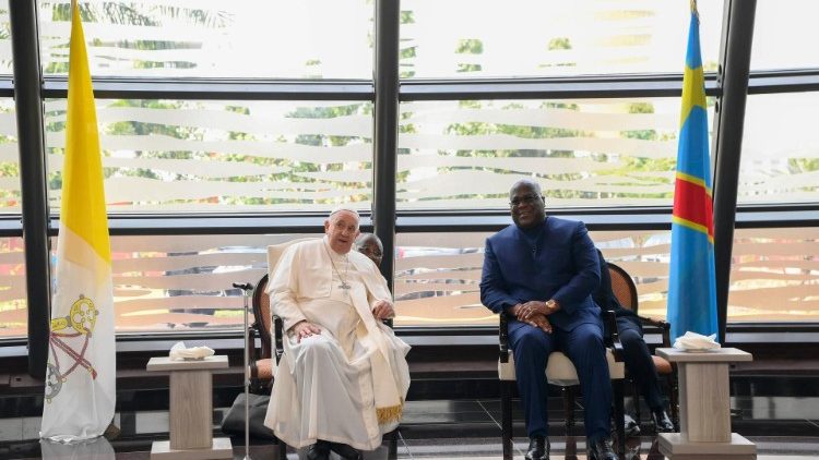 MAP Francis bids farewell to President Felix Tshisekedi