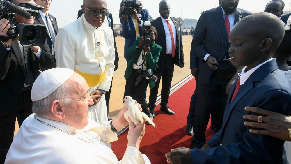 Cerim?nia de boas-vindas no Aeroporto Internacional de Juba